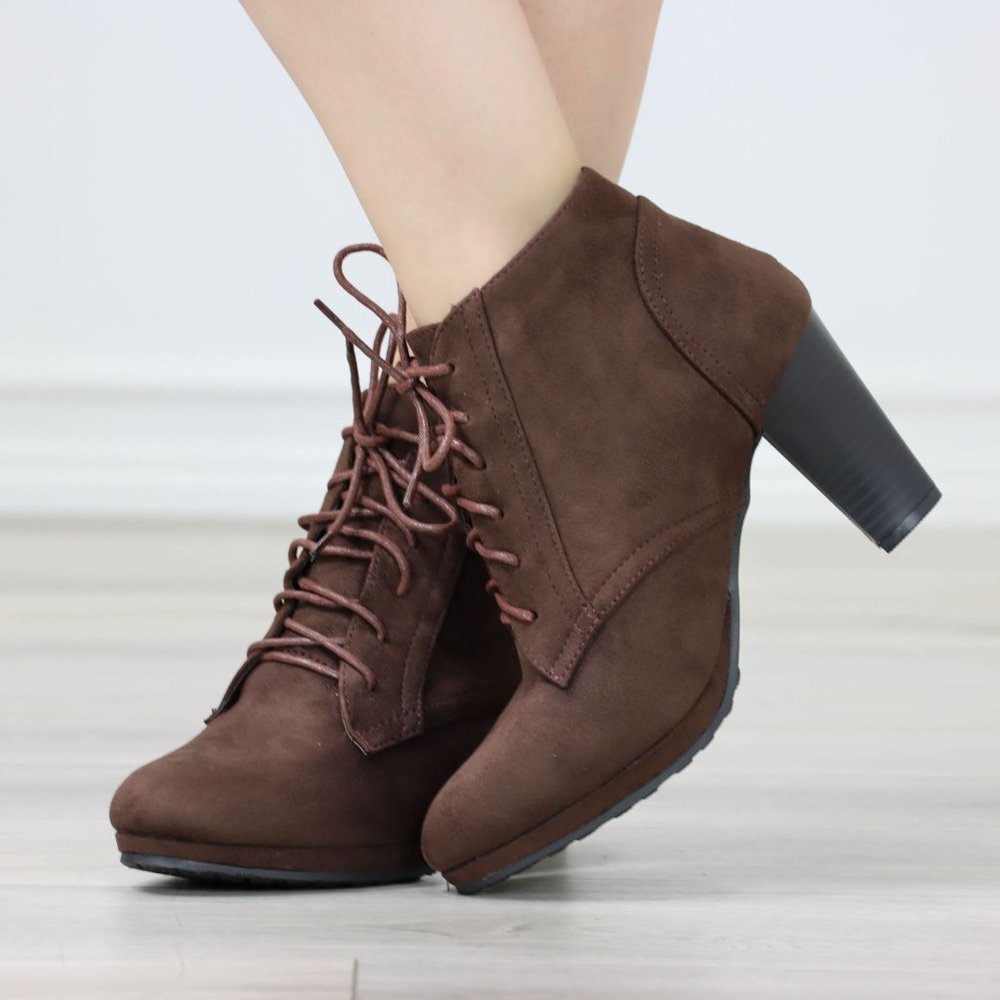 Womens Ankle Boots Lace Up Block Heel Booties Brown Faux Suede - Picture 6 of 11